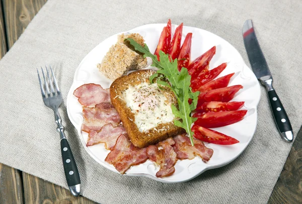 Café da manhã inglês com tomates — Fotografia de Stock