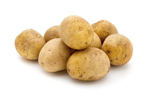 Patates, beyaz arkaplanda izole edilmiş. Yakın plan..