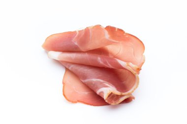 beyaz zemin üzerine jambon dilimleri.