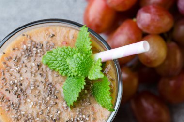 Ispanak. Stüdyo fotoğrafçılığı.