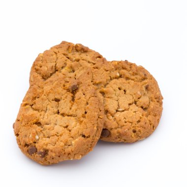 İzole edilmiş arkaplanı olan yulaf ezmeli kurabiyeler.