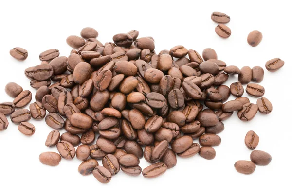 Coffee grains and leaves isolated on the white backgrounds. — Stock Photo, Image