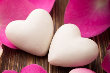 Vintage kalp. Ahşap arka plan üzerinde kalp. Vintage tarzı.