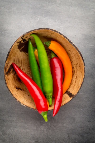 Pimienta de chile sobre fondo gris. —  Fotos de Stock