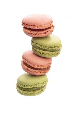 Makarun beyaz bir arkaplanda izole edilmiş.