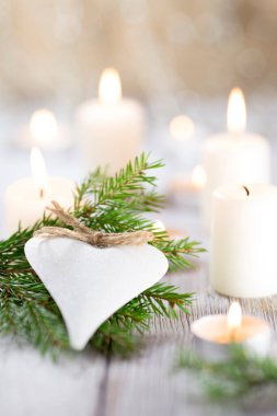 Noel sahnesi, Noel dekorlu mumlar..