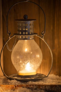 Mumlu fener, Noel dekoru. Tebrik Kartı.