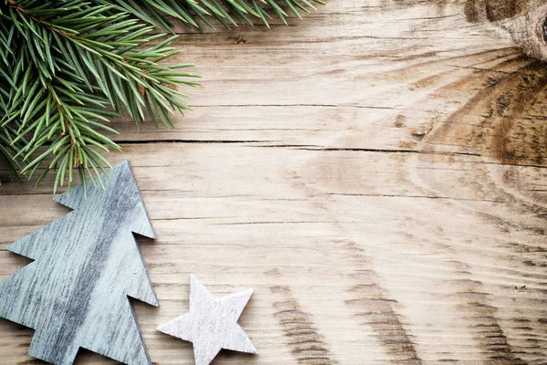 木质部 圣诞装饰品和冷杉 — 图库照片