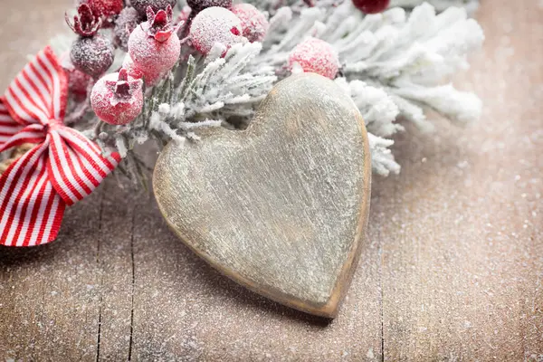 Kerst Decoratie Met Sparren Takken Houten Achtergrond — Stockfoto