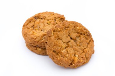 İzole edilmiş arkaplanı olan yulaf ezmeli kurabiyeler.