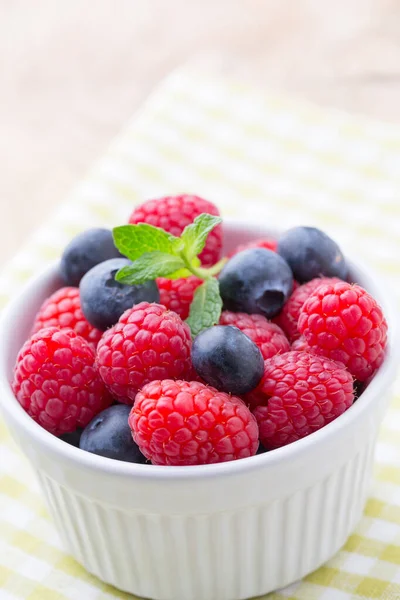 Porridge Bowl Berries Raspberries Blackberries — Stock Photo, Image