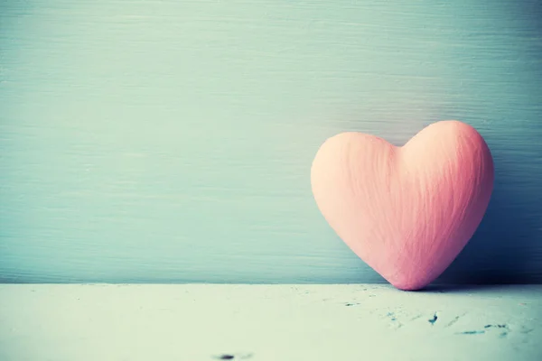 Pink Heart Wooden Background Provencal Style — Stock Photo, Image