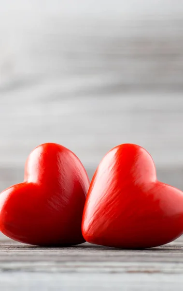 Srdce Dřevěném Pozadí Valentýnské Přání Pozdravu — Stock fotografie