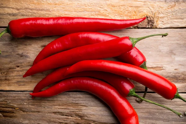 Peperoncino Rosso Fondo Legno Studio Fotografia — Foto Stock