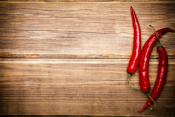 Peperoncino Sullo Sfondo Legno — Foto Stock