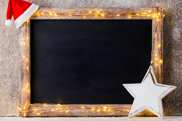 Weihnachten Rustikaler Hintergrund Vintage Bretterholz Mit Lichtern Und Weihnachtsdekoration — Stockfoto