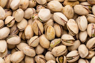 Taze şam fıstığından yapılmış arka plan yapımı.