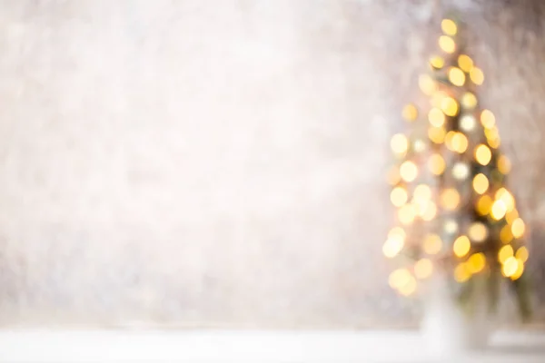 Silueta Árbol Navidad Desenfocada Con Luces Borrosas — Foto de Stock