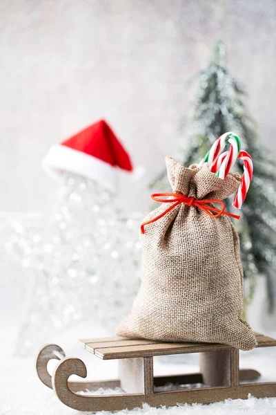 Kerstversiering Cadeauzakje Met Jute Kerstgard — Stockfoto