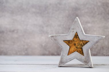 Noel dekoru ve Noel Baba şapkası. Noel tebrik kartı..