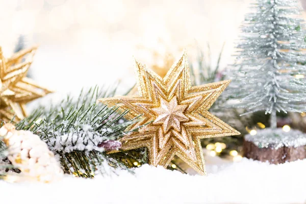 Sfondo Natalizio Con Albero Luci Sfocate Lucenti — Foto Stock