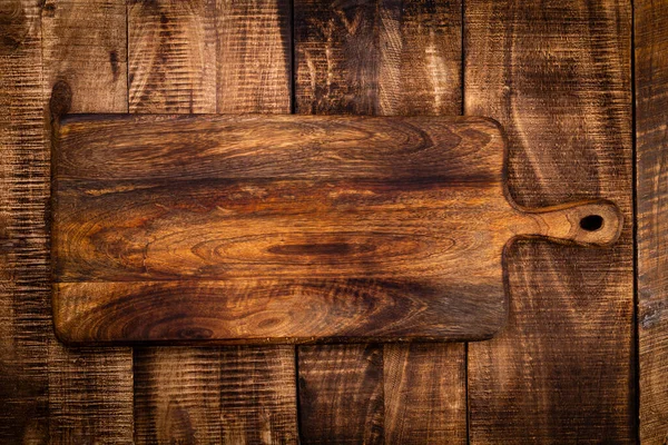 Leeres Schneidebrett Schneidebrett Auf Einem Alten Rustiktisch — Stockfoto