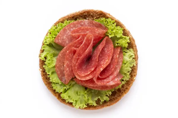 Sandwich Con Salsiccia Salame Sfondo Bianco — Foto Stock