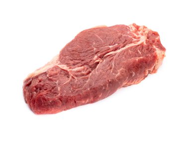 Biyolojik taze biftek beyaz arka planda izole edilmiş.. 