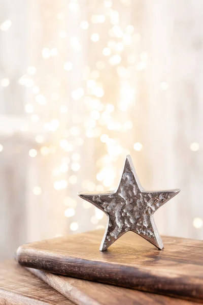 ボケの背景にクリスマスの装飾 — ストック写真