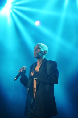 Maxi Jazz - inançsız