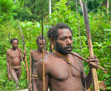 Yeni Gine 'nin Korowai kabilesi