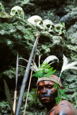 Papua kabilesi Yafi savaşçı