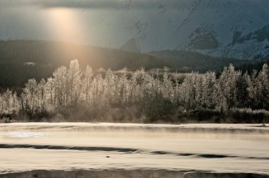 chilkat Vadisi kapsayan kar altında