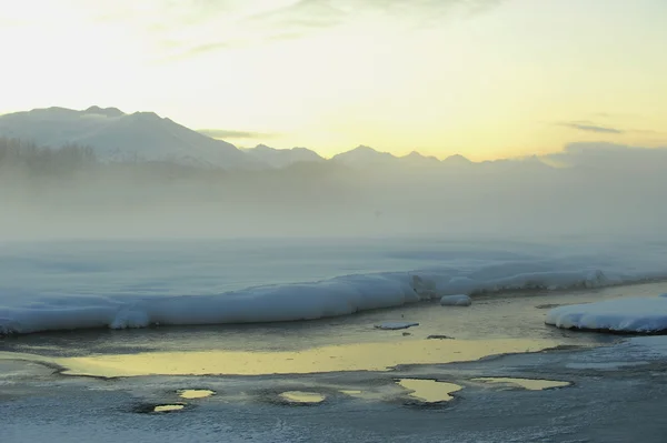 La valle di Chilkat sotto una copertura di neve — Foto Stock