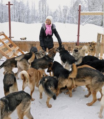 Kız ve köpek