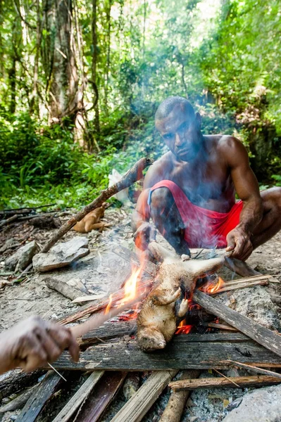 Einheimischer der Insel Neuguinea — Stockfoto