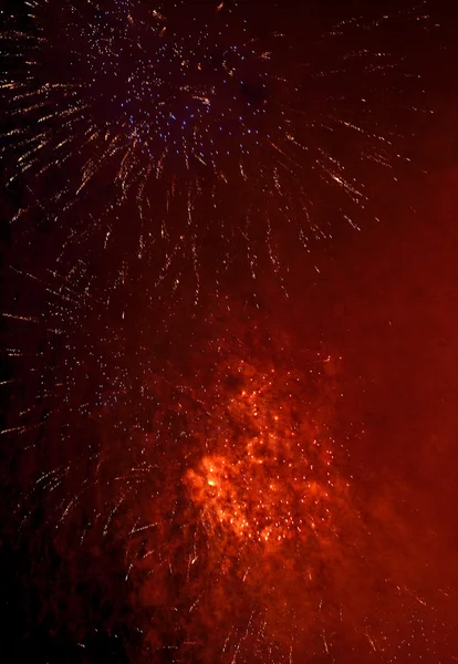 Fireworks light up the sky — Stock Photo, Image