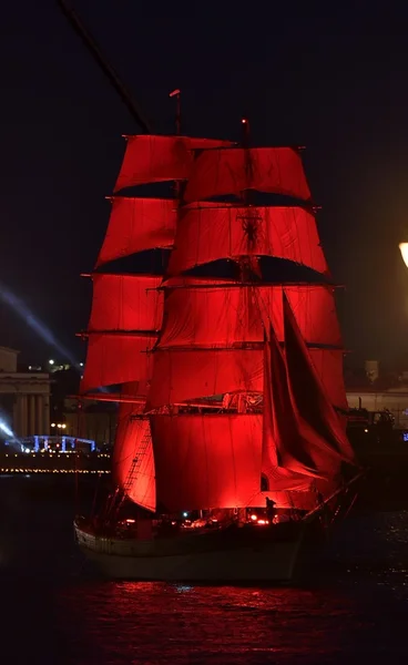 祭緋色の帆、サンクトペテルブルク (ロシア) — ストック写真