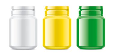 Plastik kapaklı Parlak Plastik Şişeler. 