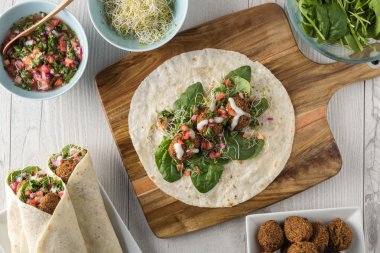 Vegan Falafel film Salsa ile 