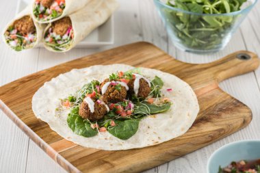 Vegan Falafel film Salsa ile 