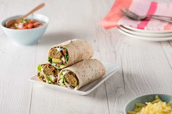 Vegetarian falafel wraps — Stock Photo, Image