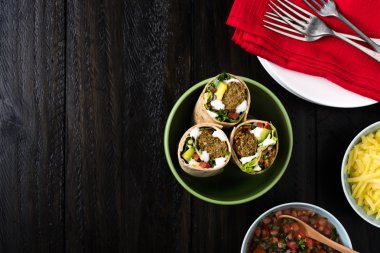 Vejetaryen falafel tamamladı 