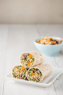 Vegan Quinoa tamamladı