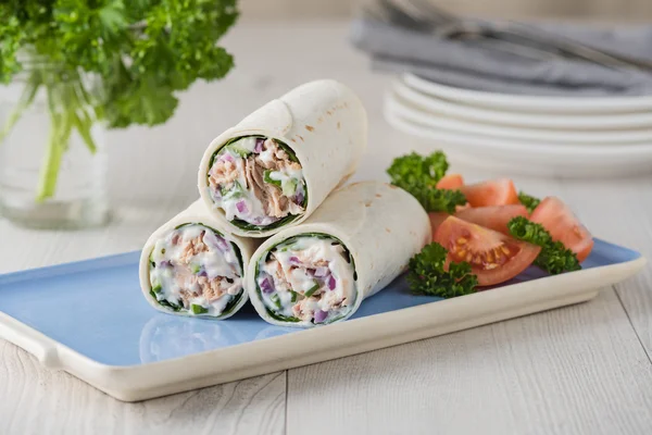 Tuna wraps with cucumber onion and mayonnaise — Stock Photo, Image