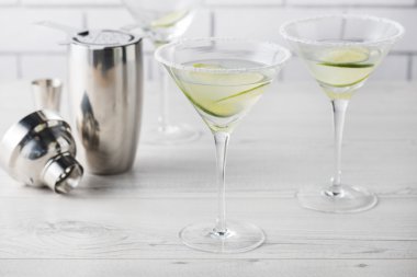 Taze ev yapımı Margarita kokteyl