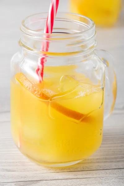 Fresh home made orange screwdriver cocktails — Stock Photo, Image