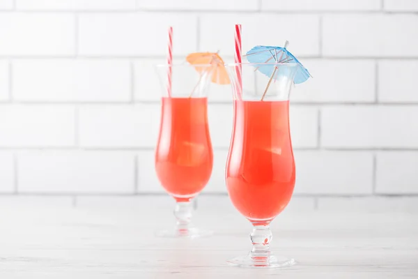 Vers home made Singapore Sling cocktails — Stockfoto