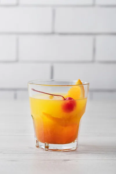 Fräscha hemmagjorda Mai Tai cocktails — Stockfoto