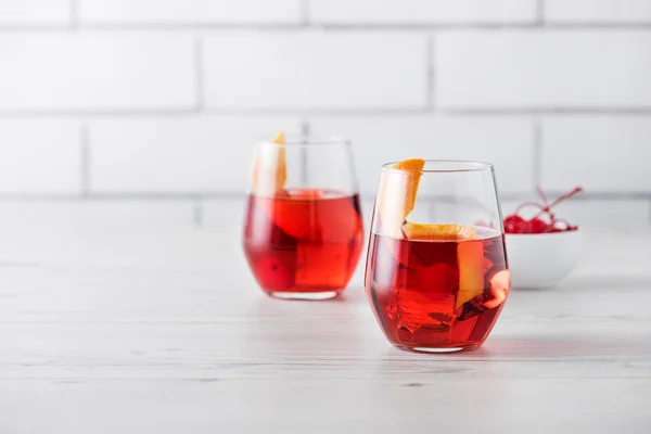 Fresh home made Negroni cocktails — Stock Photo, Image